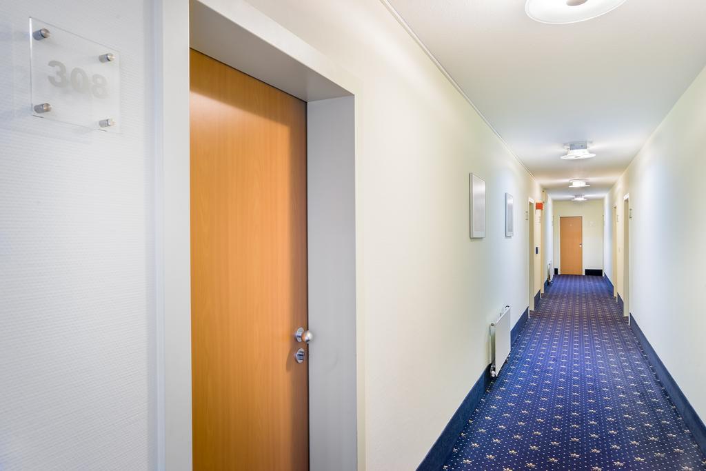 Hotel Rega Stuttgart Exterior photo