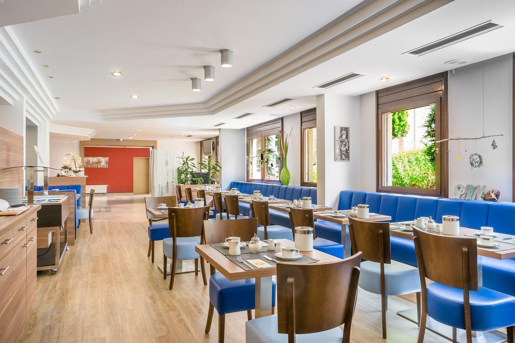 Hotel Rega Stuttgart Exterior photo